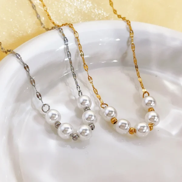 Design Small Net Red Non-fading Titanium Steel Clavicle Chain - Image 3